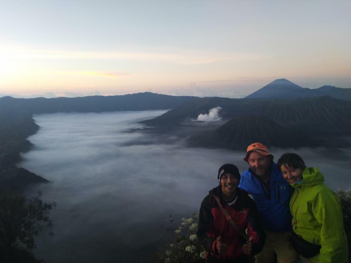 R3 Brawijaya Homestay Banyuwangi  Buitenkant foto
